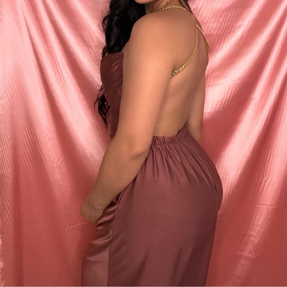 Pink Romper with Back Chain Detail - Picture 2 of 2